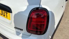 MINI Hatchback 1.5 Cooper Exclusive Premium 5dr Auto Petrol Hatchback